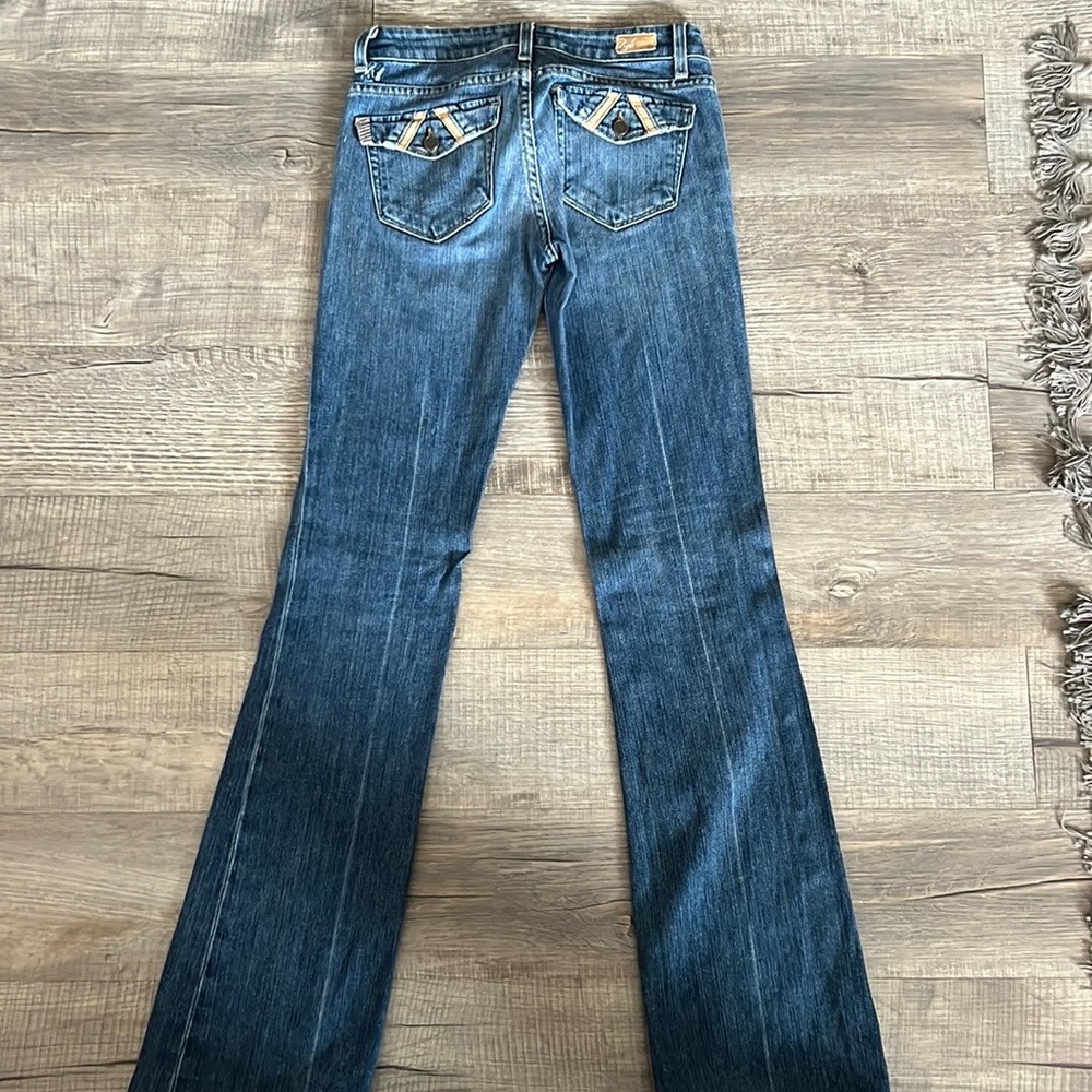 Paige jeans size 25 - blue with a slight wash